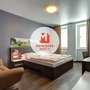 3* Отель Meininger Downtown Sissi