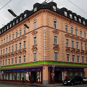 3* Отель Caroline